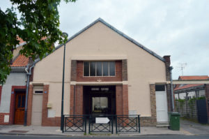 Photographie de la façade de la salle des tilleuls