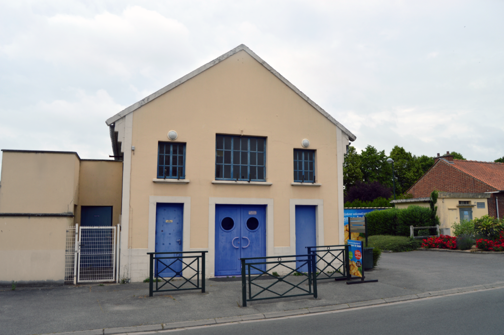 Photographie de la façade de la salle Jean Jaurès